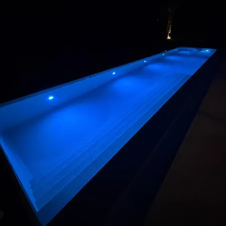 Lima 18, Colinas Golf, 20m Heated Pool, Ev